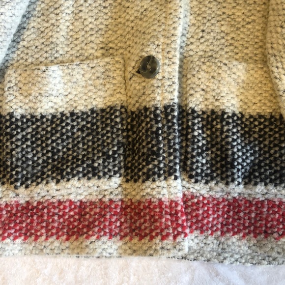 Adorable wool 3/4. Sleeve sweater coat from gap - Picture 2 of 10